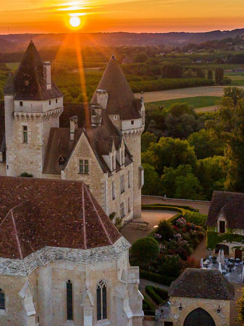 château de la légendaire artiste, Joséphine Baker